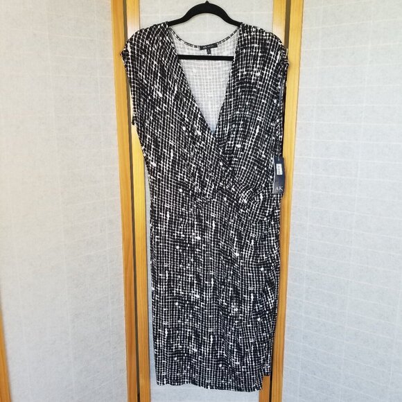 New Anne Klein Black Midi Dress Faux Wrap Side Rouching Size 1X With Tags - Picture 1 of 10